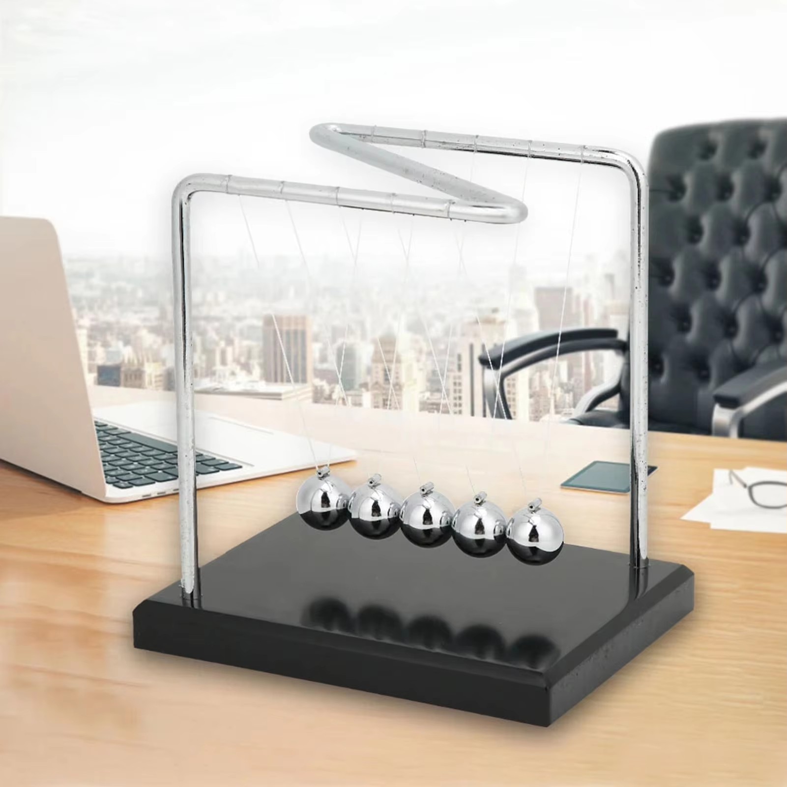 نيوتن مهد البندول كرات نيوتن ك - مراجعة Newton Cradle Large وسعره